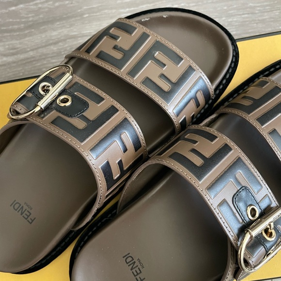 SOLD - Picture 2 of 5